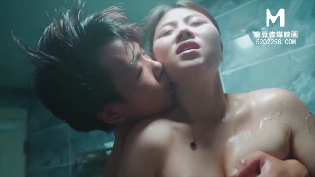 คลิปหลุดสาวไทยเอากับหนุ่มญี่ปุ่น เล่นsexในห้องน้ำxxx