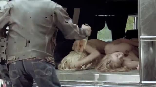 หนังโป้ฮอลลีวูด Machete ฉากเสียวมีเพศสัมพันธ์กันกับนางเอก ลินด์เซย์ โลฮานแก้ผ้าดูดปากแลกลิ้นกันสระ เอากันจริงๆไม่มีตัวแสดงแทน